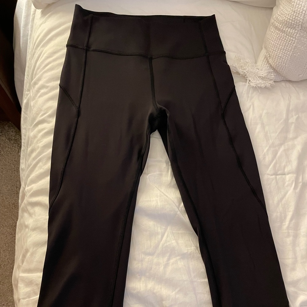 Black Crop Lululemon Leggings